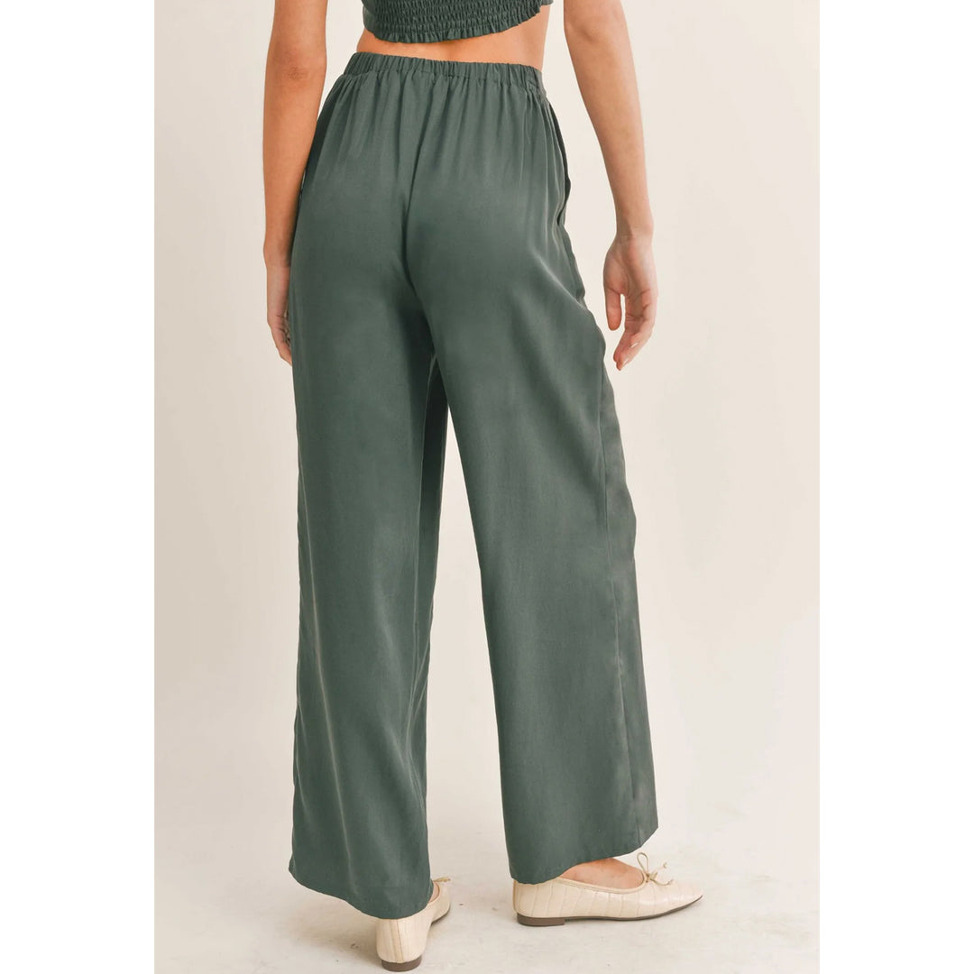 Evergreen Pants in Dark Green