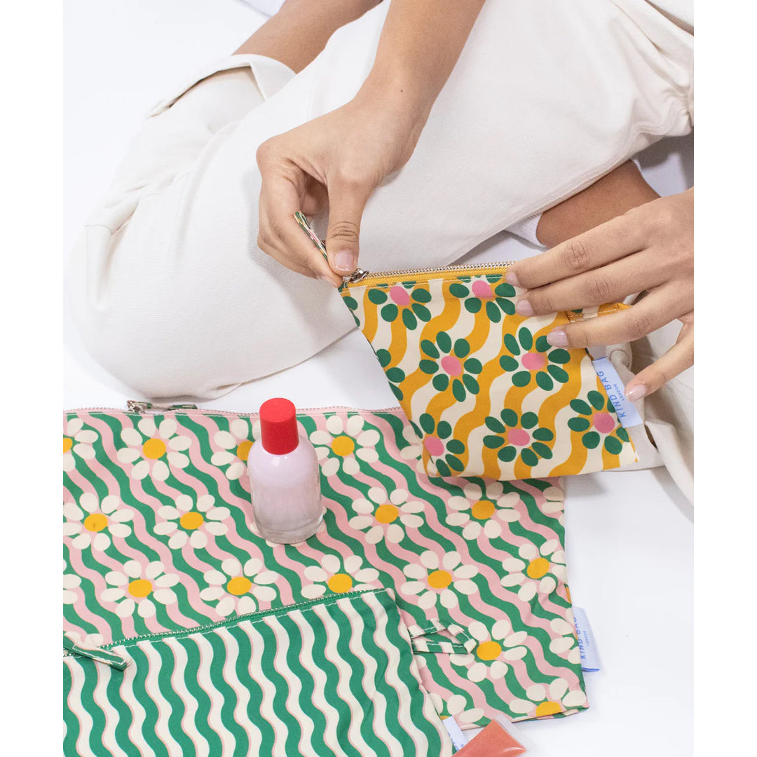 Wavy Daisy Print Pouch Set/ 3