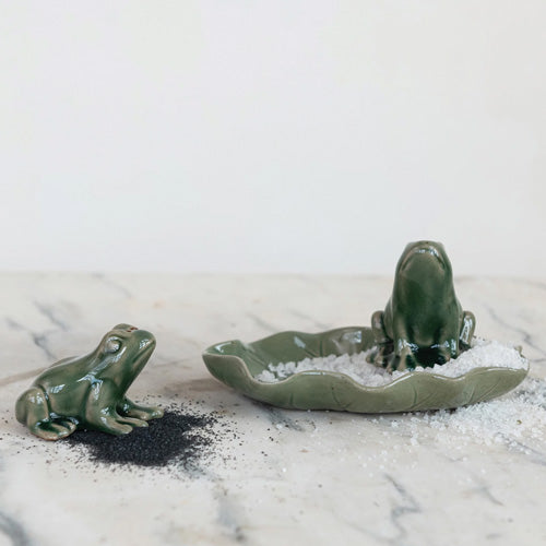 Frog Salt &amp; Pepper Shakers with Tray