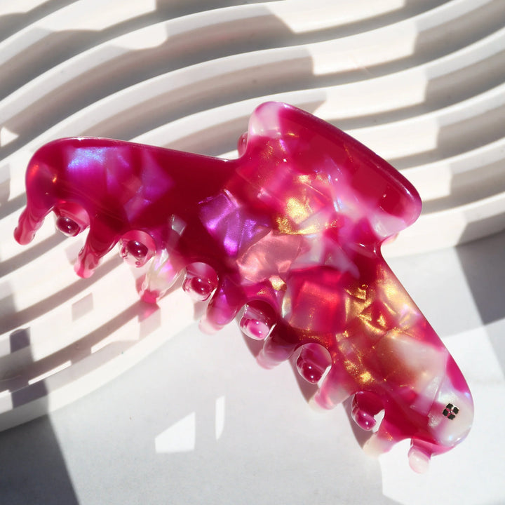 Oval Wave Acetate Hair Claw