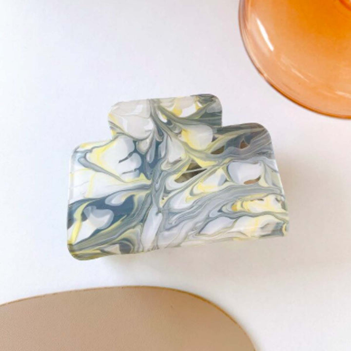 Marble Hair Claw