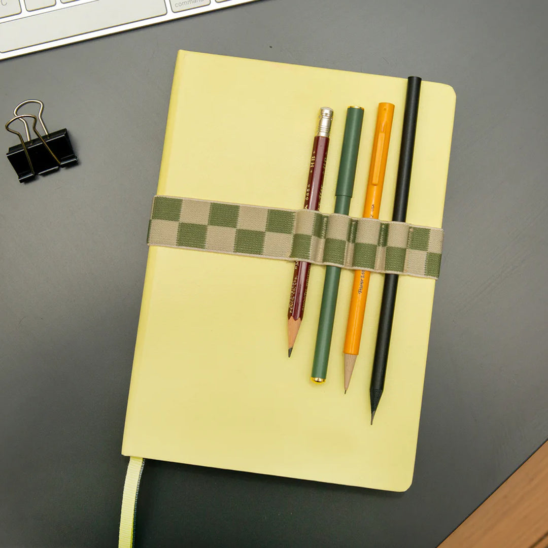 Green Checker Pen Holder Book Band