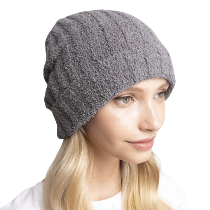 Ribbed Beanie w/ Cuff - Solid