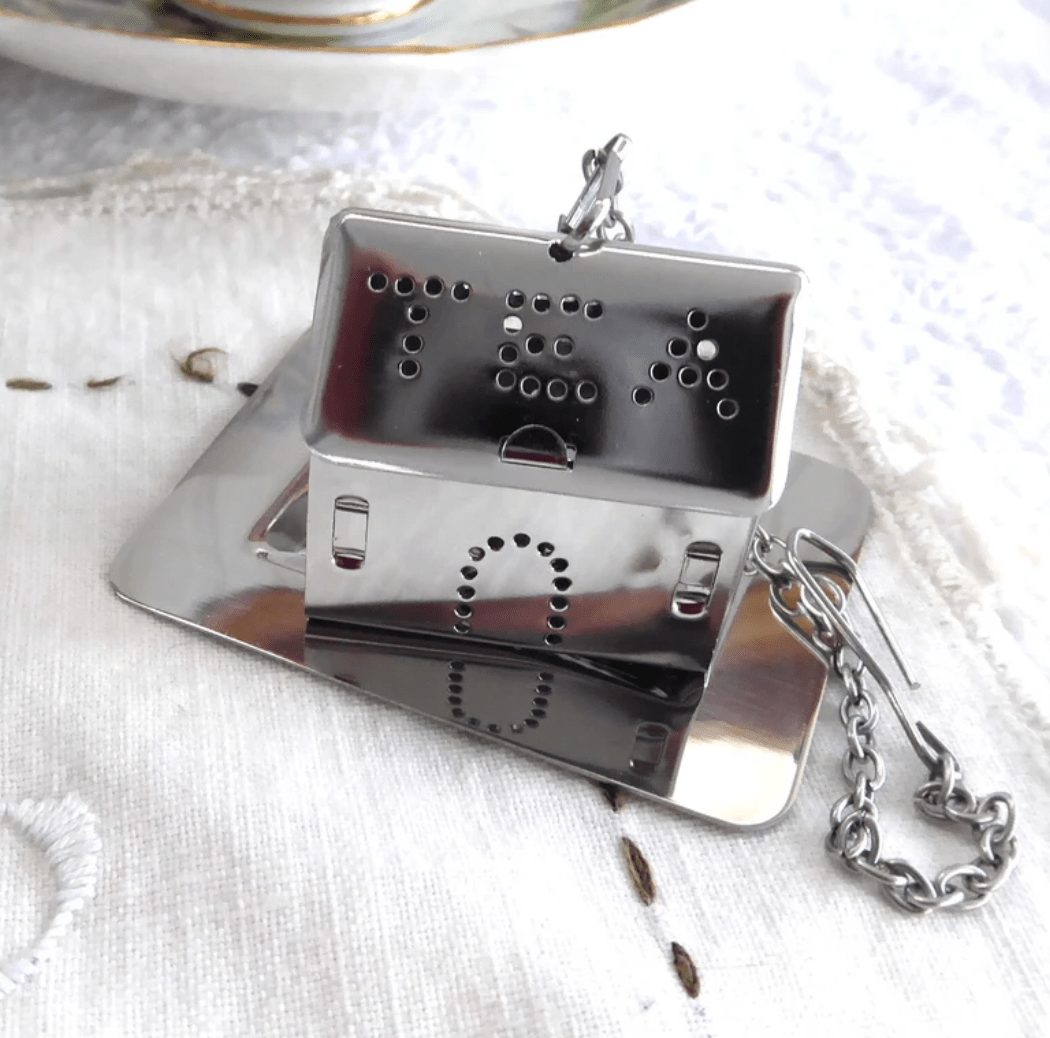 House Tea Infuser - Lockwood Shop - Magnifique Hearts