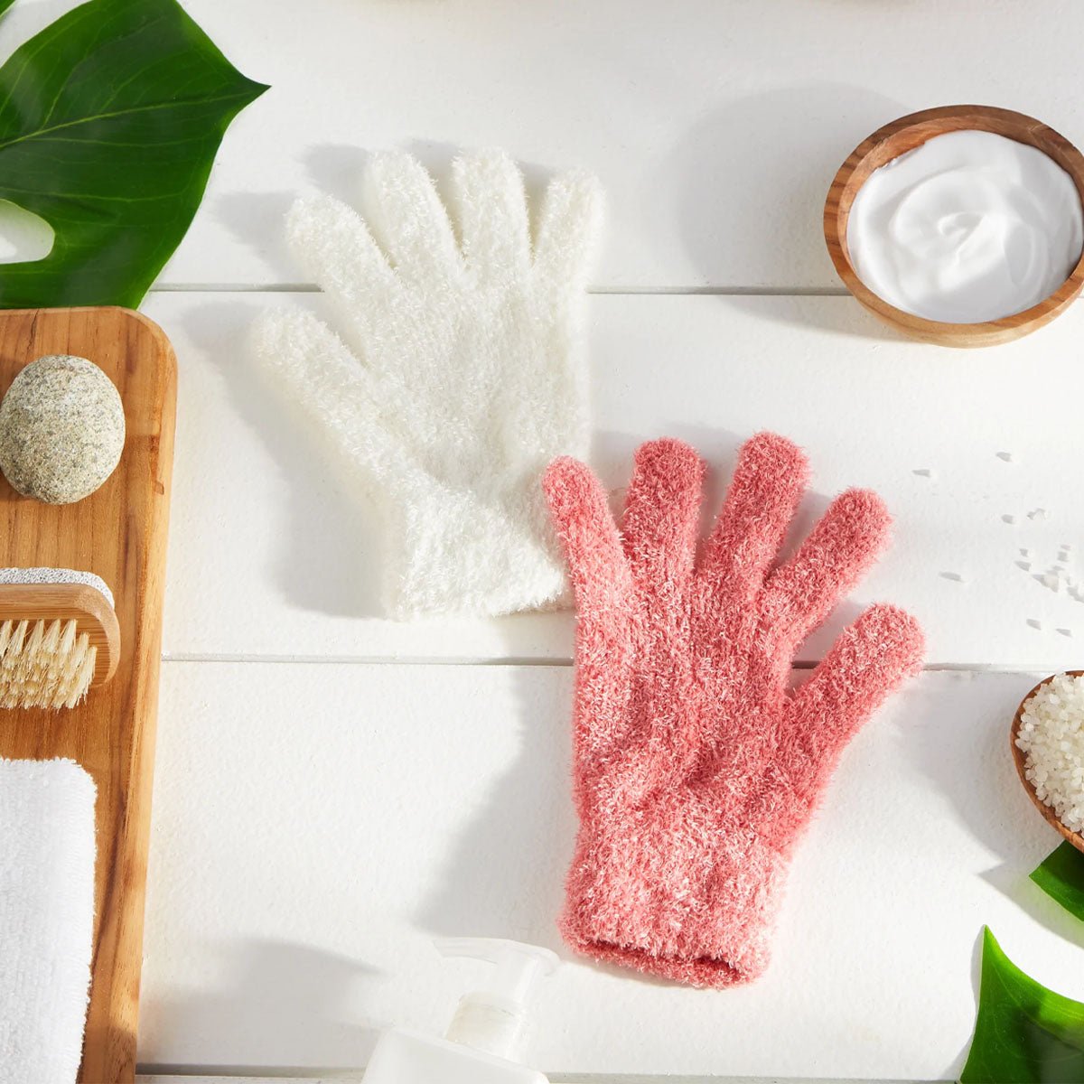 Aloe-Infused Spa Gloves - Lockwood Shop - Bucky