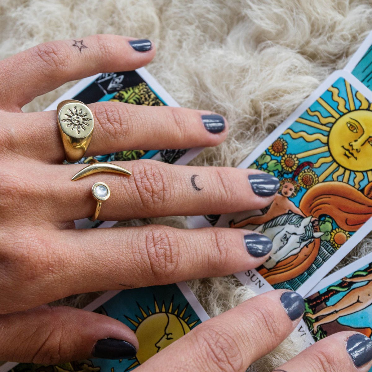 El Sol Signet Ring - Lockwood Shop - Amano