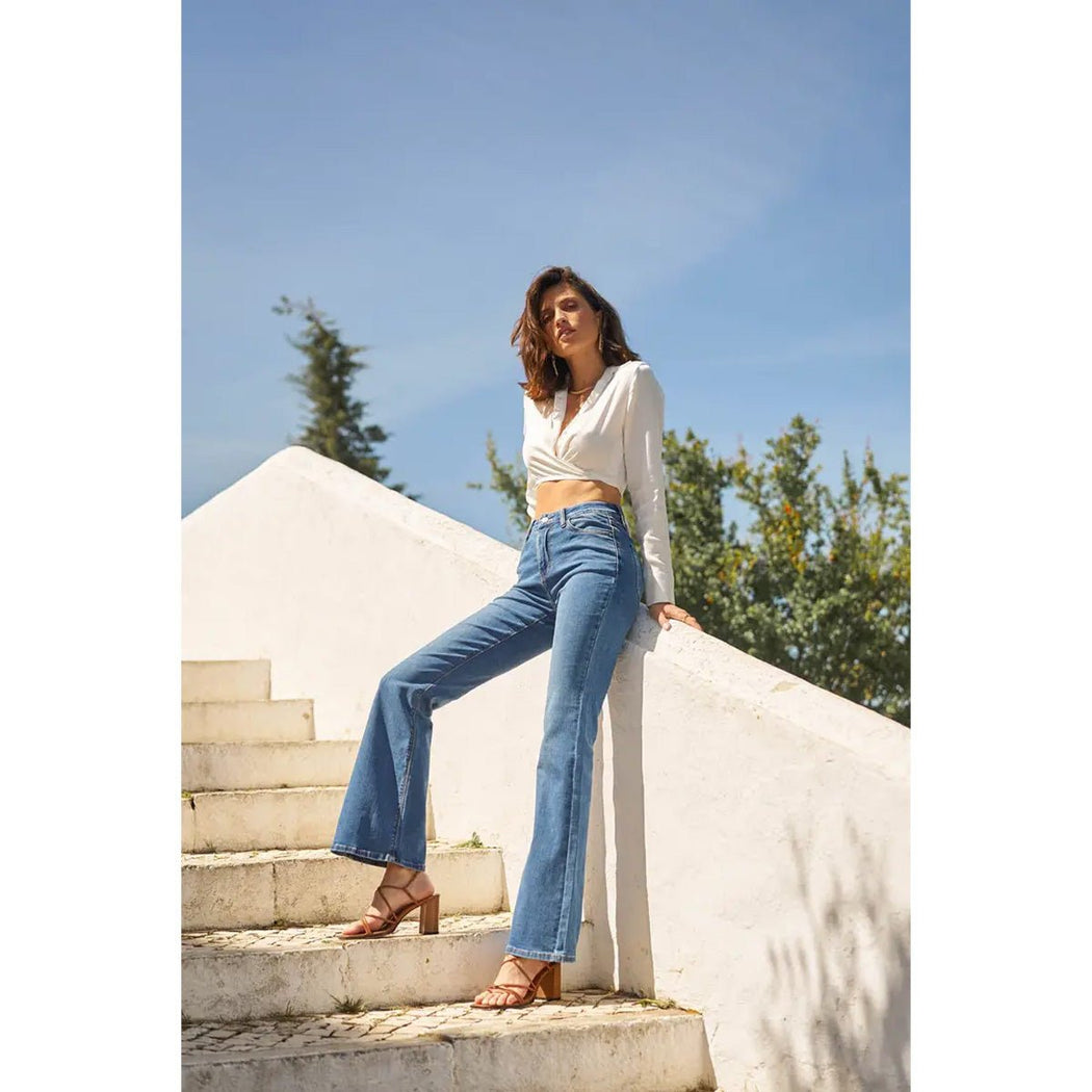 Emma Flare Jeans in Denim - Lockwood Shop - Oraije Paris