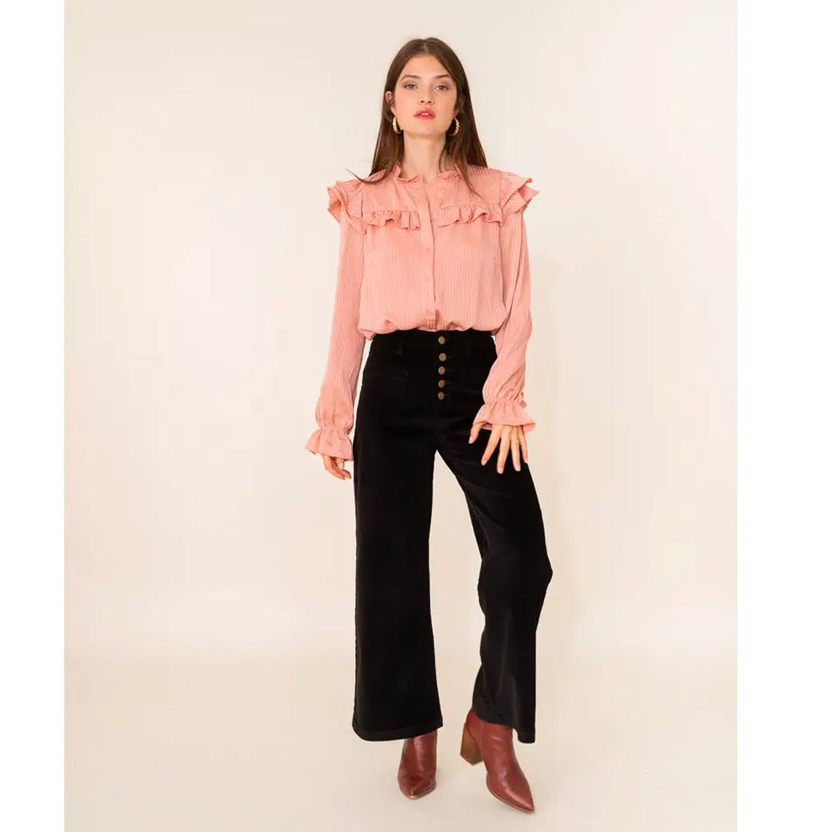 Valentina Corduroy Pants in Black - Lockwood Shop - Oraije Paris